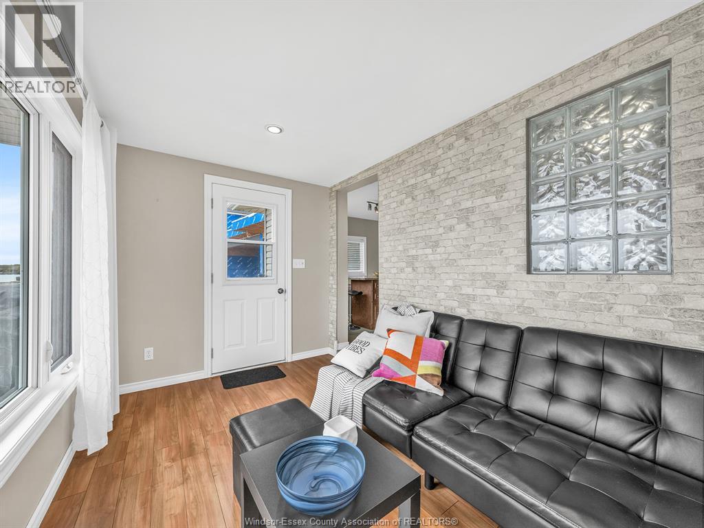 162 Robson Rd, Leamington, Ontario  N8H 5R1 - Photo 13 - 26011047