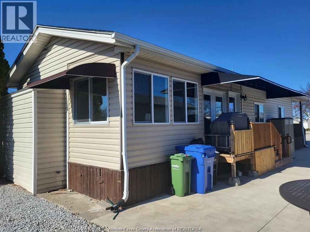 1 Wilder South Unit# Mobile Home Only, Lakeshore, Ontario  N8N 2S9 - Photo 6 - 26011203