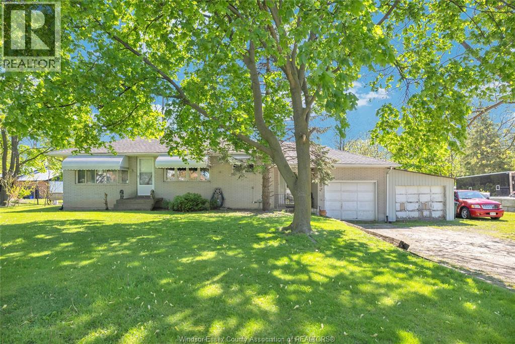 302 WEST PIKE CREEK ROAD, Lakeshore, Ontario