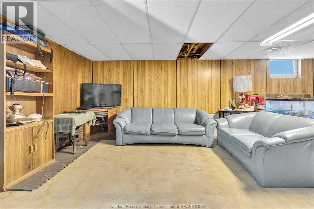 302 West Pike Creek Road, Lakeshore, Ontario  N8N 2L9 - Photo 22 - 26011183