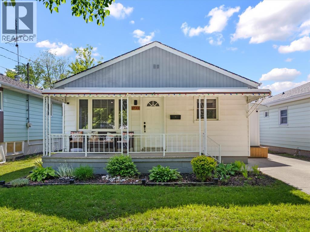 1733 Glendale, Windsor, Ontario