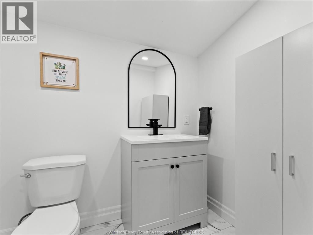 1733 Glendale, Windsor, Ontario  N9T 2N1 - Photo 13 - 26011260