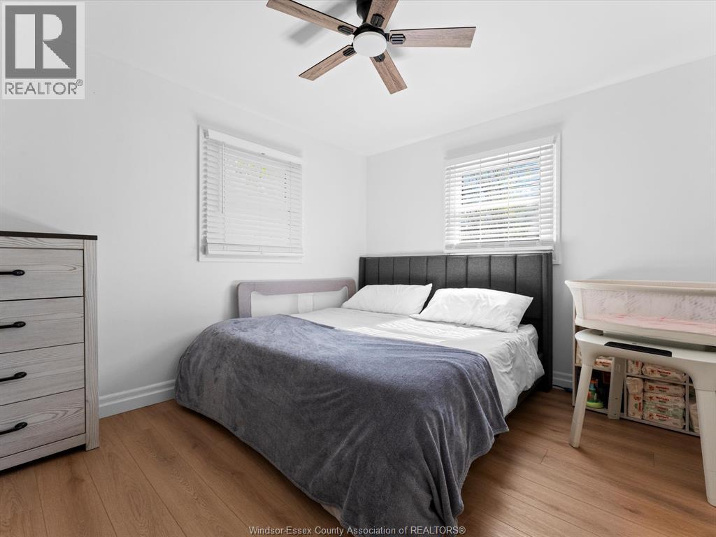1733 Glendale, Windsor, Ontario  N9T 2N1 - Photo 15 - 26011260
