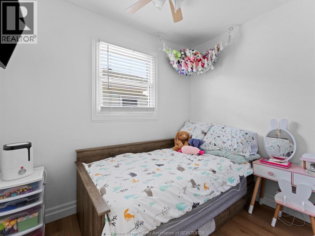 1733 Glendale, Windsor, Ontario  N9T 2N1 - Photo 17 - 26011260