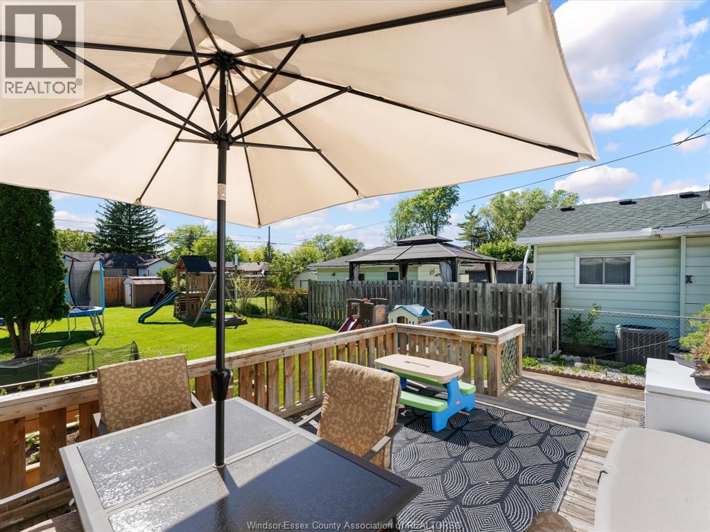 1733 Glendale, Windsor, Ontario  N9T 2N1 - Photo 27 - 26011260