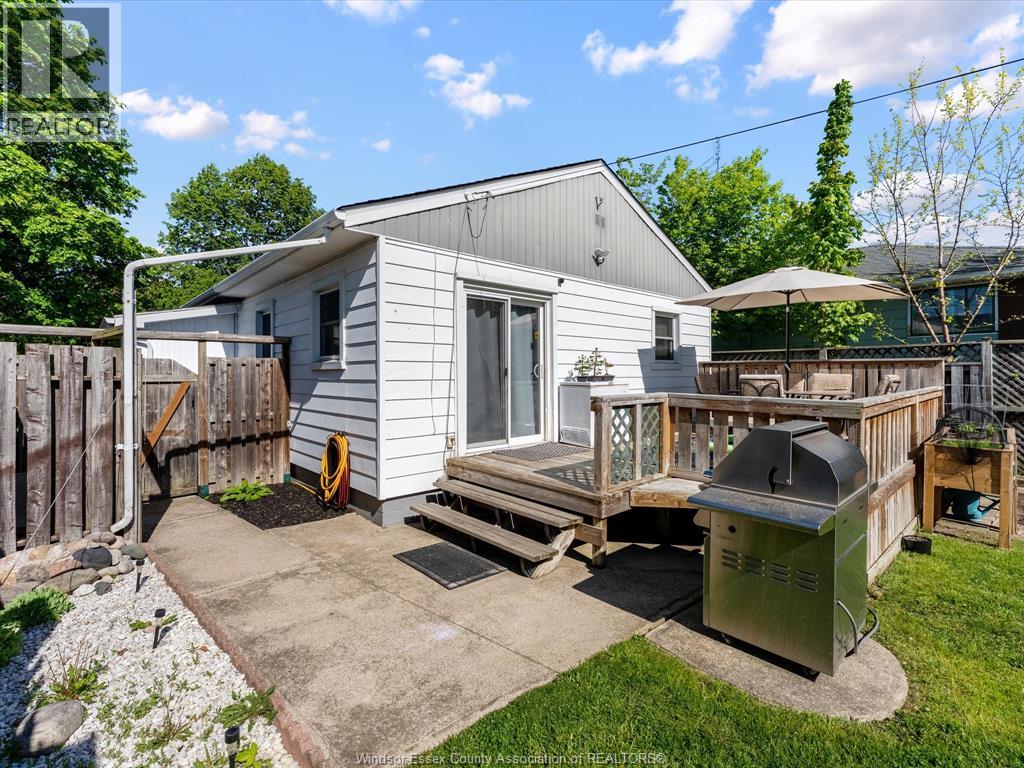 1733 Glendale, Windsor, Ontario  N9T 2N1 - Photo 28 - 26011260