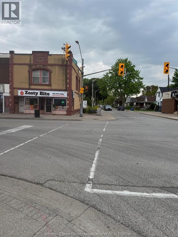 903 Wyandotte Street East, Windsor, Ontario  N9A 3K1 - Photo 2 - 26011247