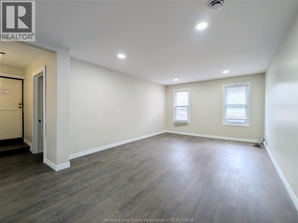 22 University Avenue East Unit# Upper, Windsor, Ontario  N9A 2Y4 - Photo 2 - 26011288