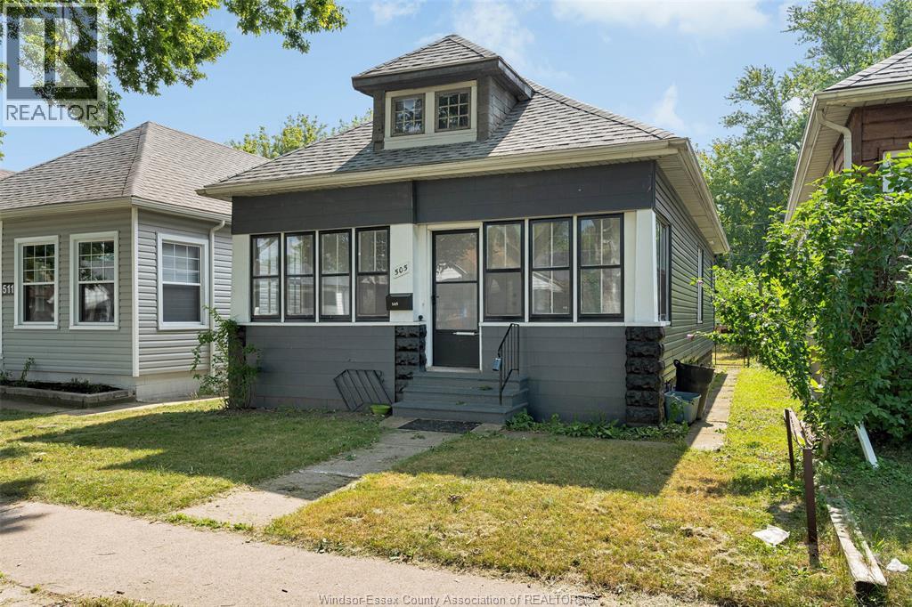 505 MCKAY, Windsor, Ontario