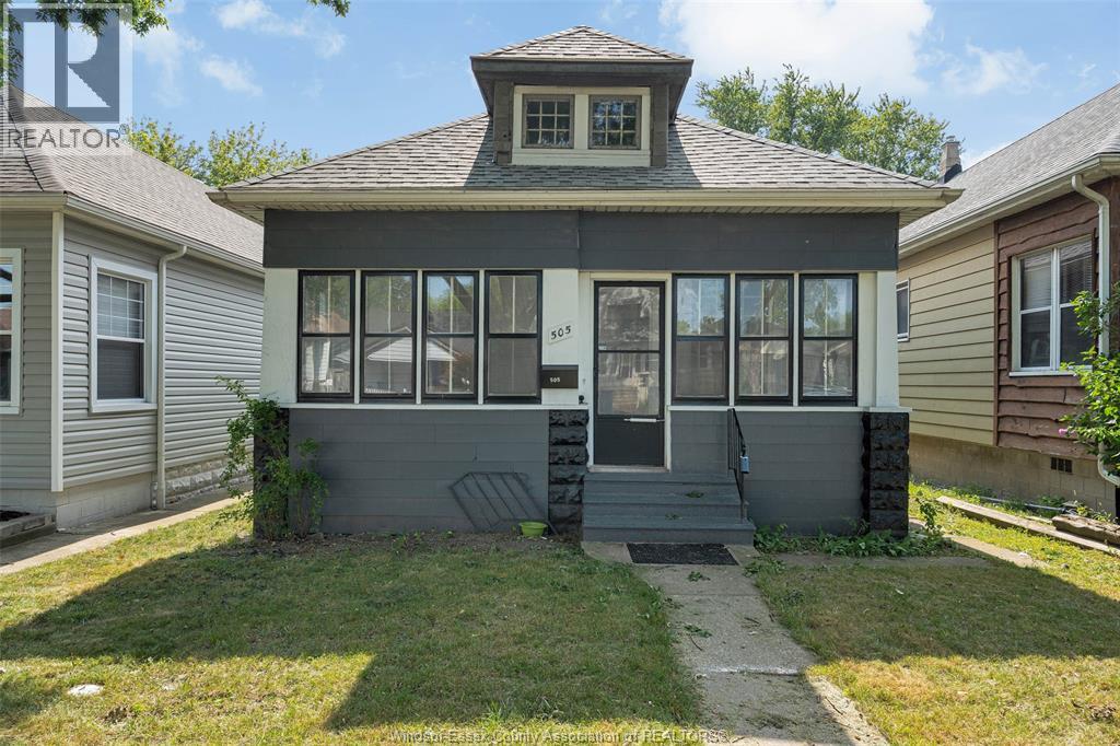 505 Mckay, Windsor, Ontario  N9B 1Z7 - Photo 2 - 26011302