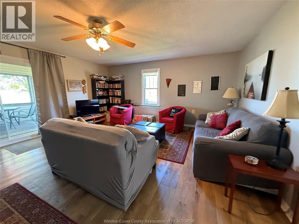 945 West Shore Road, Pelee Island, Ontario  N0R 1M0 - Photo 24 - 26011311