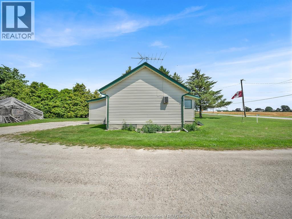 1598 Gore, Harrow, Ontario  N0R 1G0 - Photo 16 - 26011242