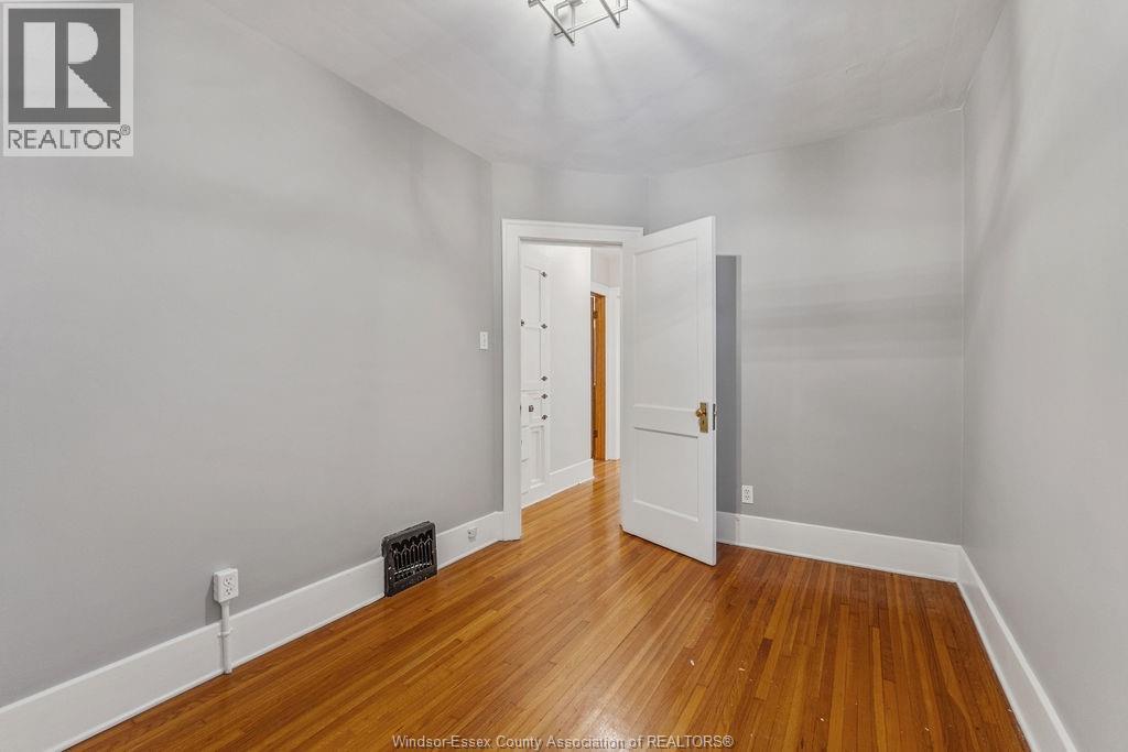 557 Moy Ave, Windsor, Ontario  N9A 2N3 - Photo 34 - 26011382