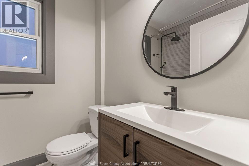 557 Moy Ave, Windsor, Ontario  N9A 2N3 - Photo 40 - 26011374