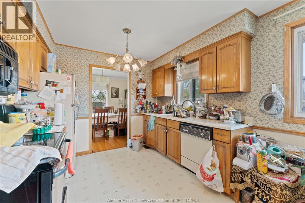 10575 Mulberry Drive, Windsor, Ontario  N8R 1H7 - Photo 10 - 26011394