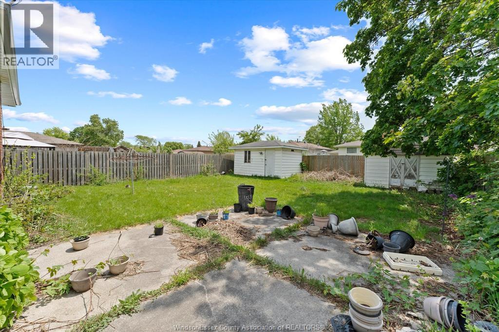10575 Mulberry Drive, Windsor, Ontario  N8R 1H7 - Photo 29 - 26011394