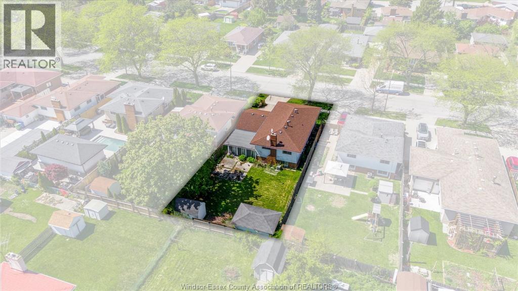 10575 Mulberry Drive, Windsor, Ontario  N8R 1H7 - Photo 33 - 26011394