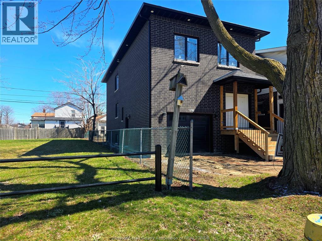 1280 Dufferin Place, Windsor, Ontario  N8X 3K1 - Photo 3 - 26011405