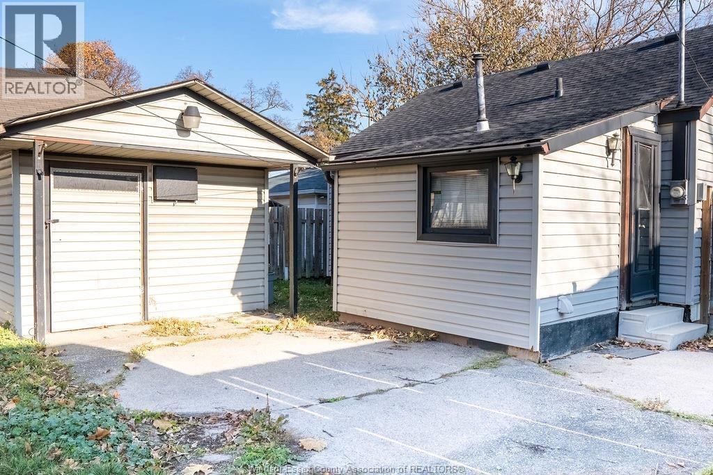 1709 Cadillac, Windsor, Ontario  N8Y 2V7 - Photo 4 - 26011121
