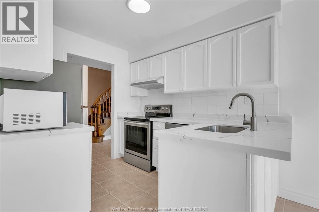 1063 Peach Blossom Crescent, Windsor, Ontario  N9G 2R5 - Photo 13 - 26011521
