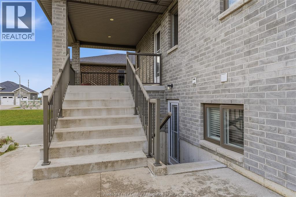 98 Peter Avenue, Leamington, Ontario  N8H 0E7 - Photo 31 - 26011557