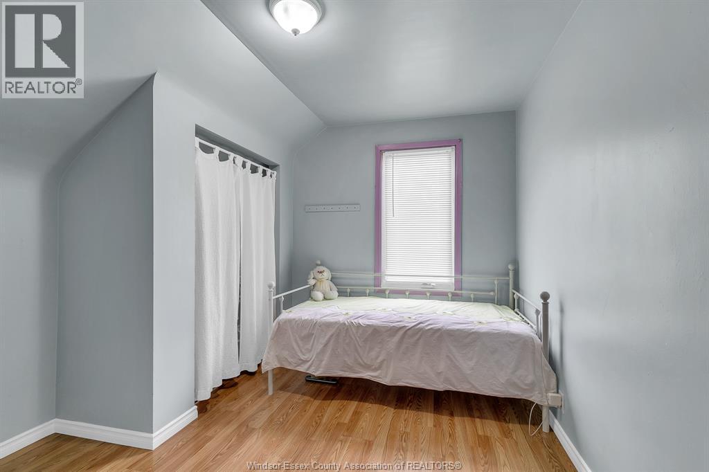 3736 Vaughan, Windsor, Ontario  N9C 1Z5 - Photo 21 - 26011622