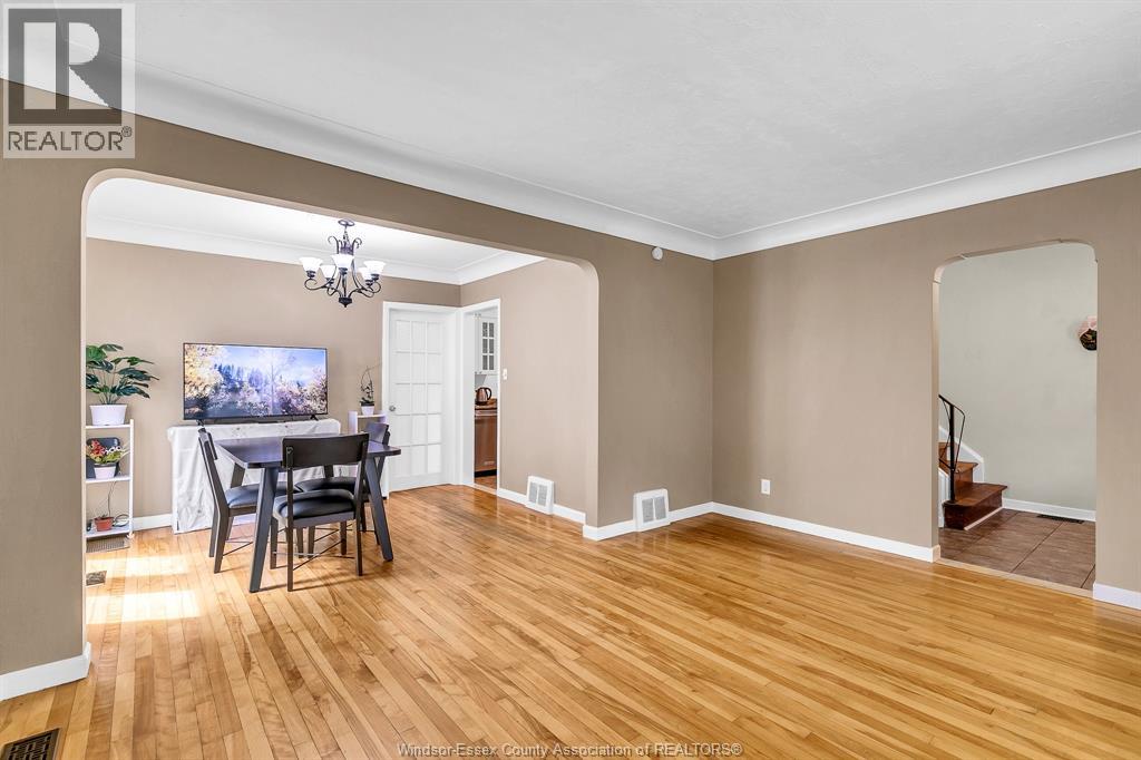 3736 Vaughan, Windsor, Ontario  N9C 1Z5 - Photo 4 - 26011622