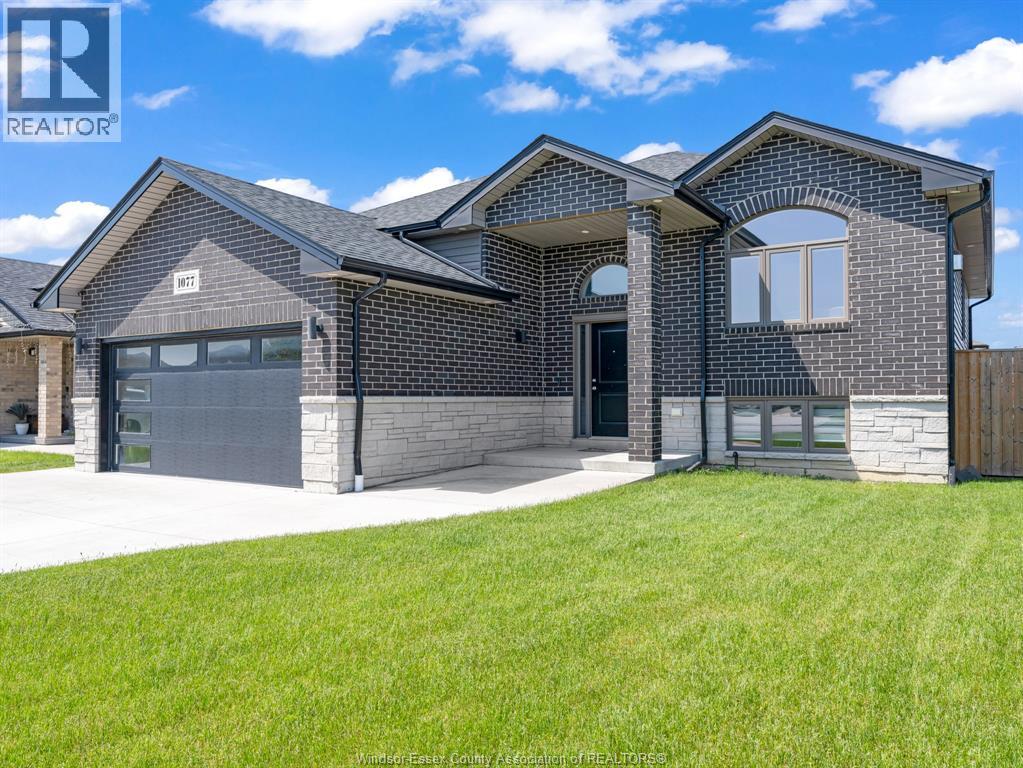 1077 Icewater Avenue, Windsor, Ontario  N8P 0E4 - Photo 1 - 26011621