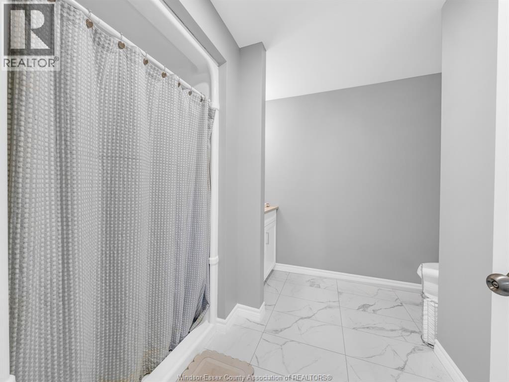 1077 Icewater Avenue, Windsor, Ontario  N8P 0E4 - Photo 20 - 26011621