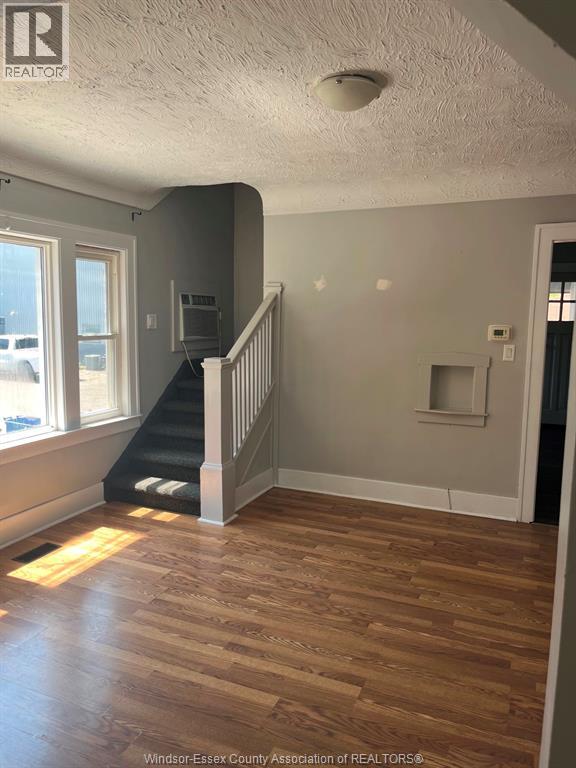 1285 Parent, Windsor, Ontario  N8X 4J1 - Photo 7 - 26011659