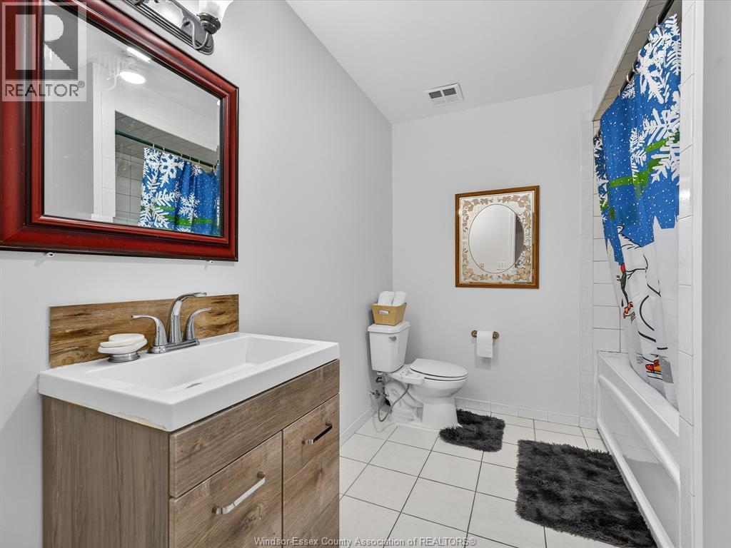 3859 Clara Avenue, Windsor, Ontario  N9E 4X6 - Photo 27 - 26011649