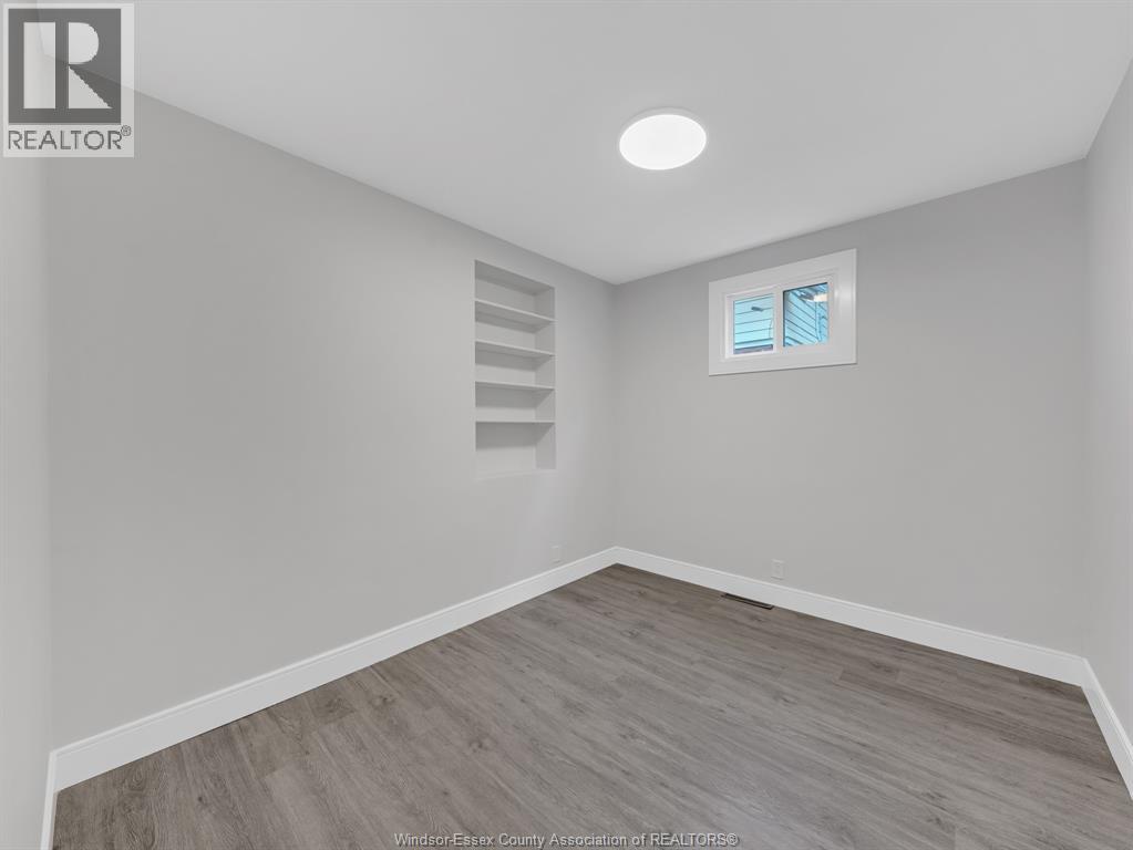 406 Partington, Windsor, Ontario  N9B 2N5 - Photo 13 - 26011555