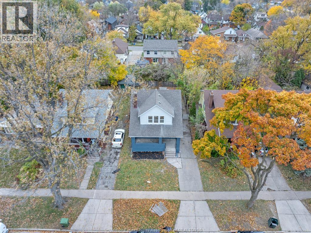 406 Partington, Windsor, Ontario  N9B 2N5 - Photo 3 - 26011555
