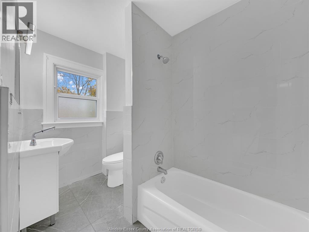 406 Partington, Windsor, Ontario  N9B 2N5 - Photo 24 - 26011554