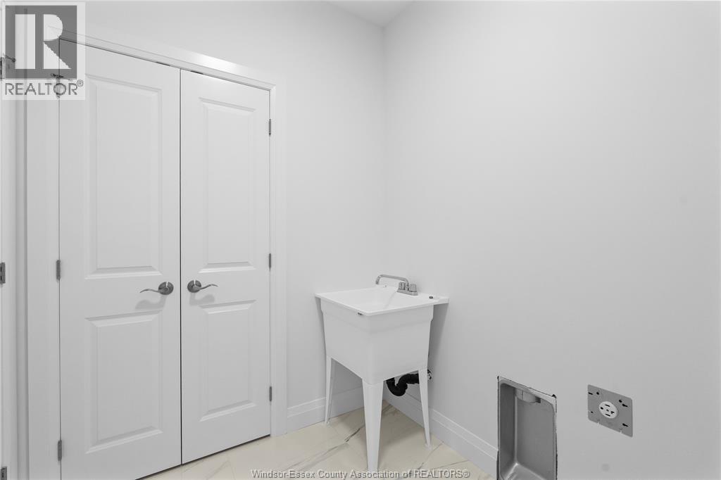 3335 Tullio, Lasalle, Ontario  N9H 1H3 - Photo 20 - 26011692