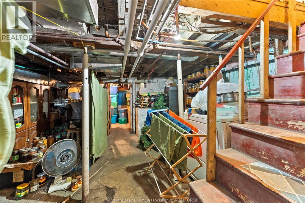 552 Parent, Windsor, Ontario  N9A 3J8 - Photo 10 - 26011730