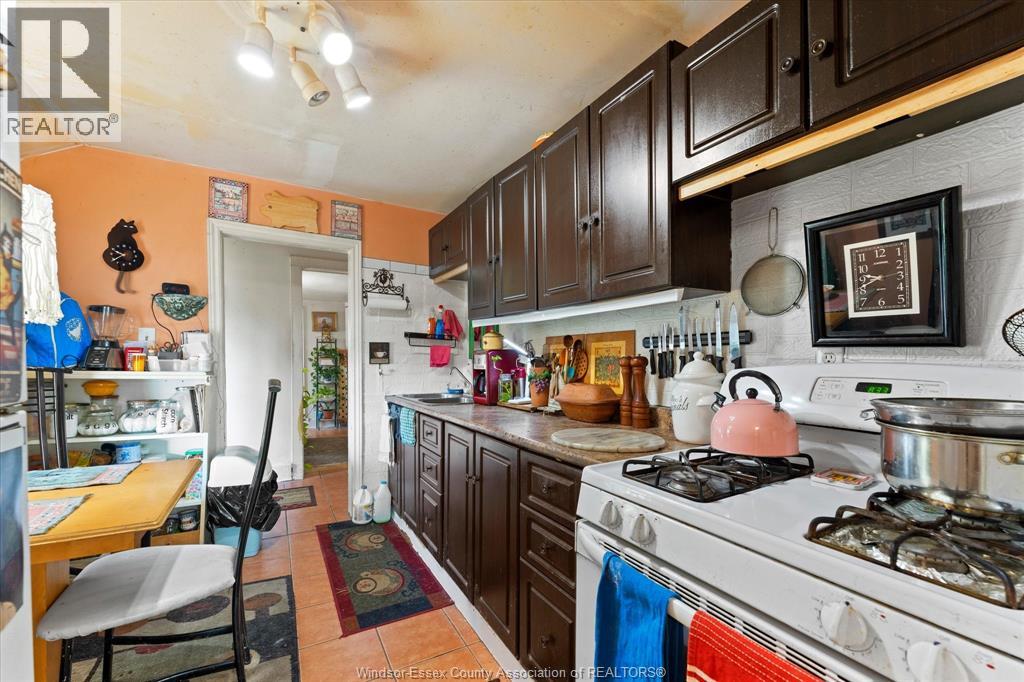 552 Parent, Windsor, Ontario  N9A 3J8 - Photo 18 - 26011730