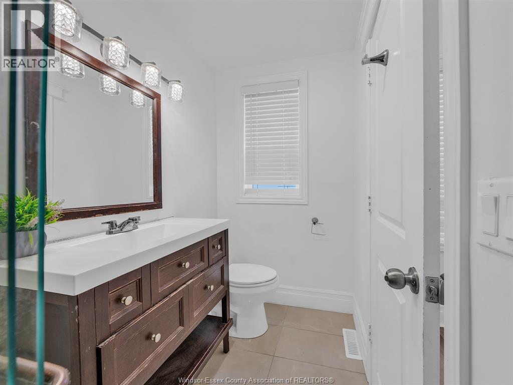 828 Lincoln, Windsor, Ontario  N8Y 2H1 - Photo 19 - 26011753