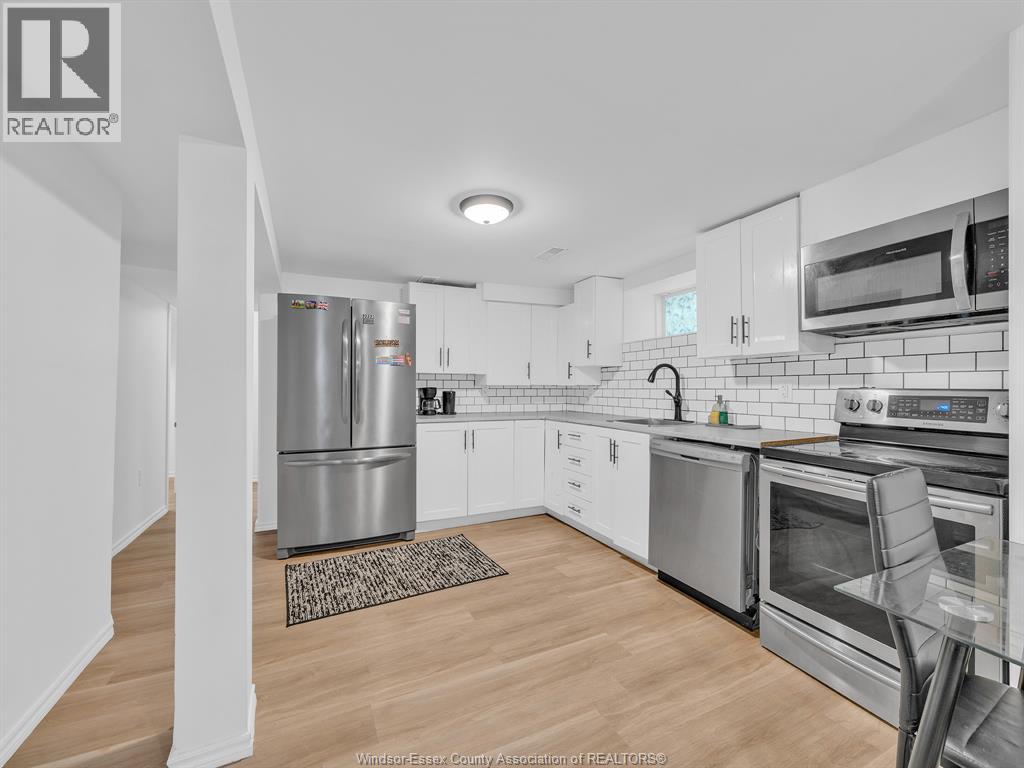 828 Lincoln, Windsor, Ontario  N8Y 2H1 - Photo 38 - 26011753