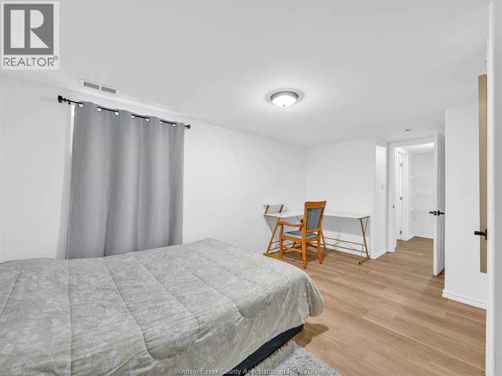 828 Lincoln, Windsor, Ontario  N8Y 2H1 - Photo 44 - 26011753
