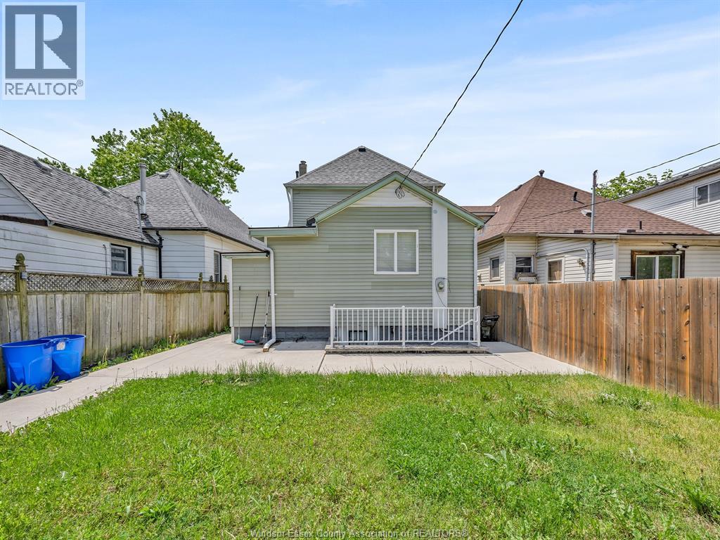 828 Lincoln, Windsor, Ontario  N8Y 2H1 - Photo 47 - 26011753