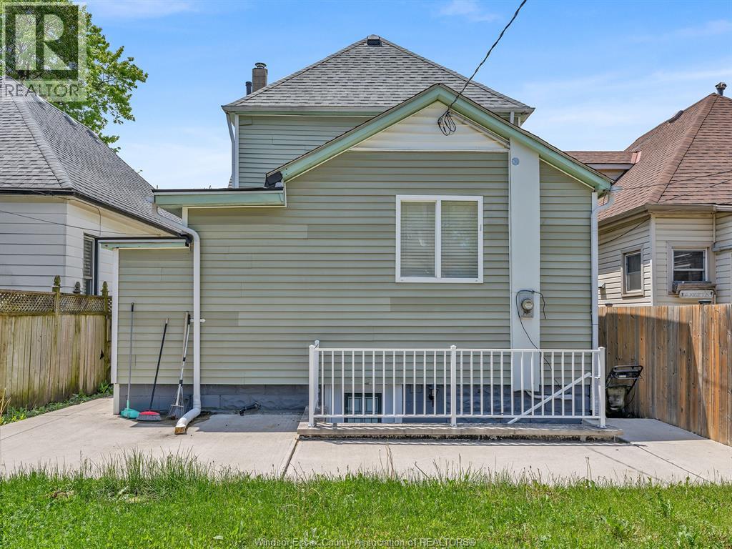 828 Lincoln, Windsor, Ontario  N8Y 2H1 - Photo 48 - 26011753