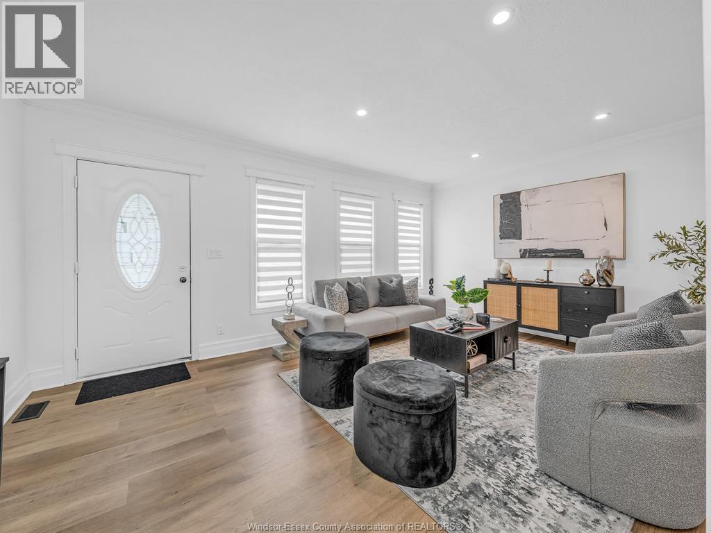 828 Lincoln, Windsor, Ontario  N8Y 2H1 - Photo 7 - 26011753