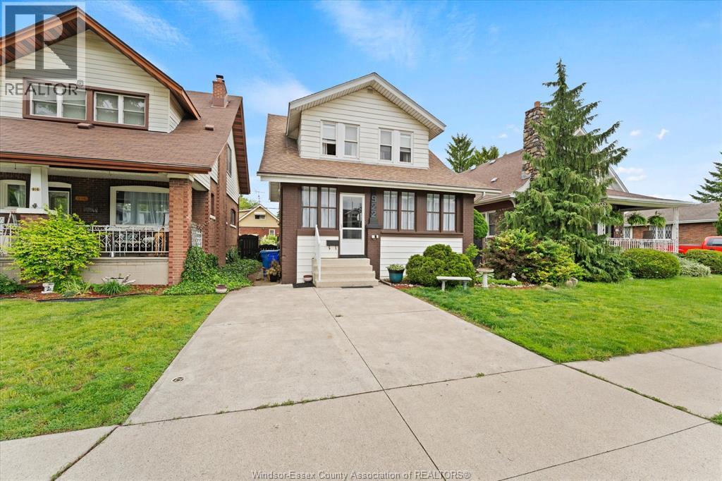 922 Lawrence Road, Windsor, Ontario  N8Y 3Z8 - Photo 4 - 26011765