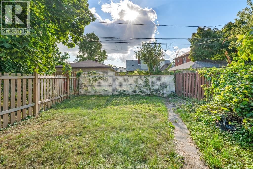375 Bridge, Windsor, Ontario  N9B 2M3 - Photo 32 - 26011764