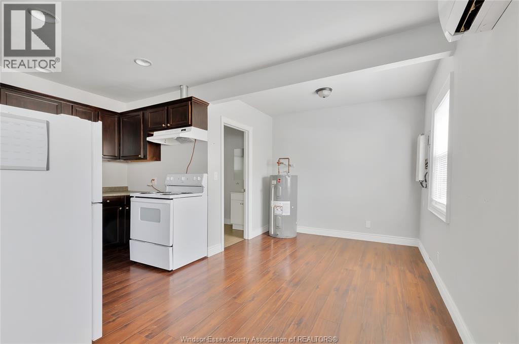 953 Henry Ford, Windsor, Ontario  N8Y 2T3 - Photo 6 - 26011781