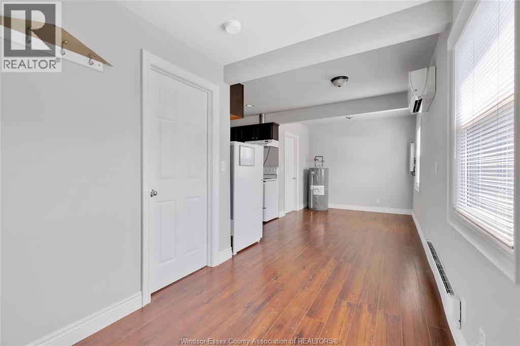 953 Henry Ford, Windsor, Ontario  N8Y 2T3 - Photo 7 - 26011781