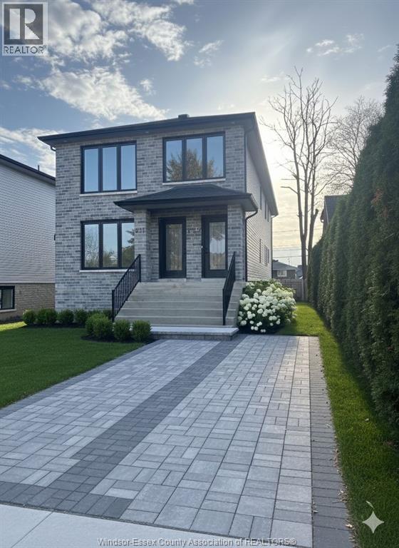 655 STANLEY, Windsor, Ontario