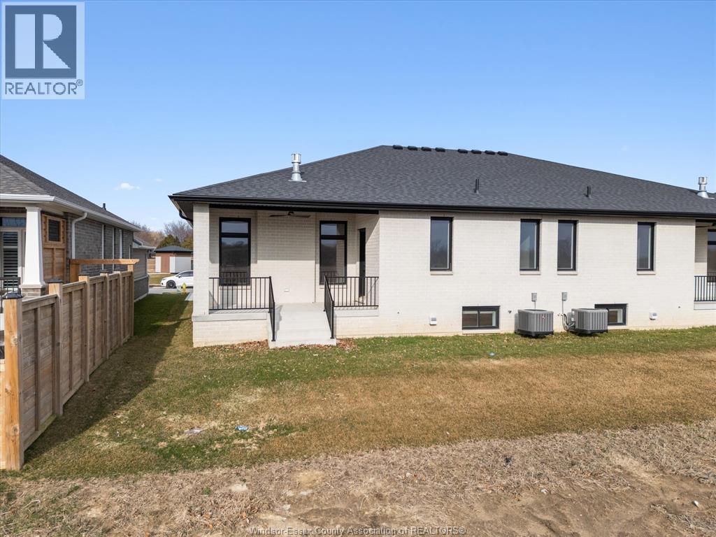 52 Destiny, Leamington, Ontario  N8H 0E1 - Photo 39 - 26011837