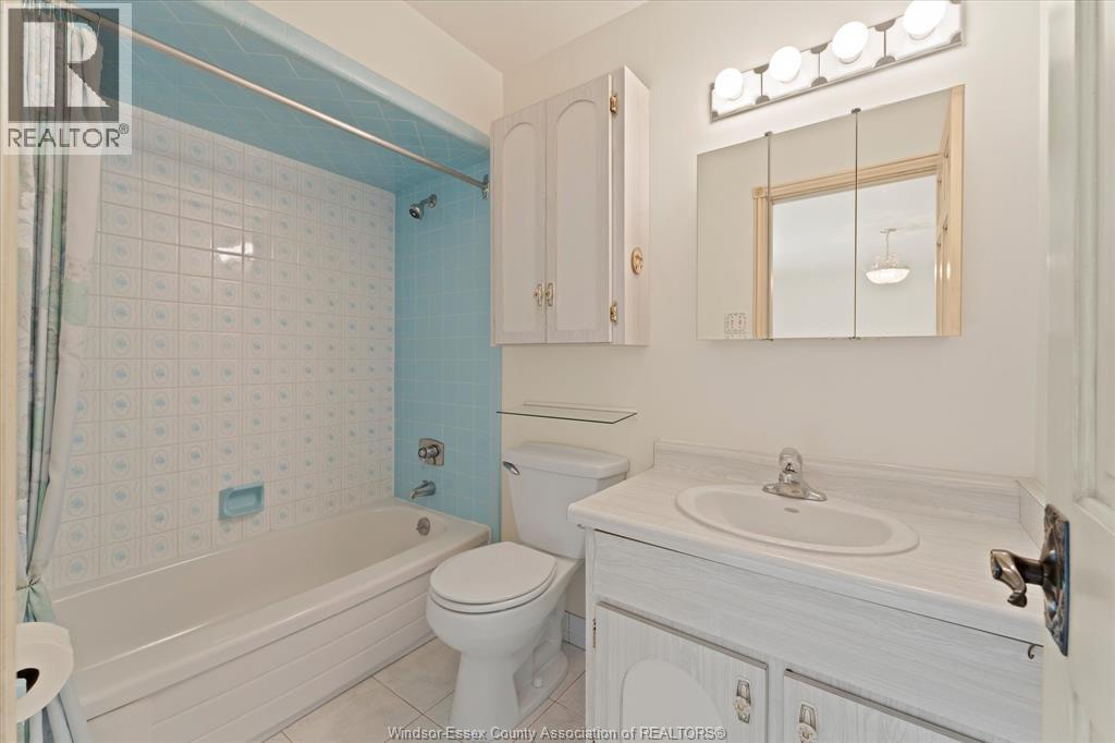 3696 Huntington Avenue, Windsor, Ontario  N9E 3N3 - Photo 21 - 26011842